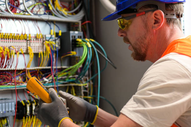 Best Affordable Emergency Electrician  in Lincoln, NE